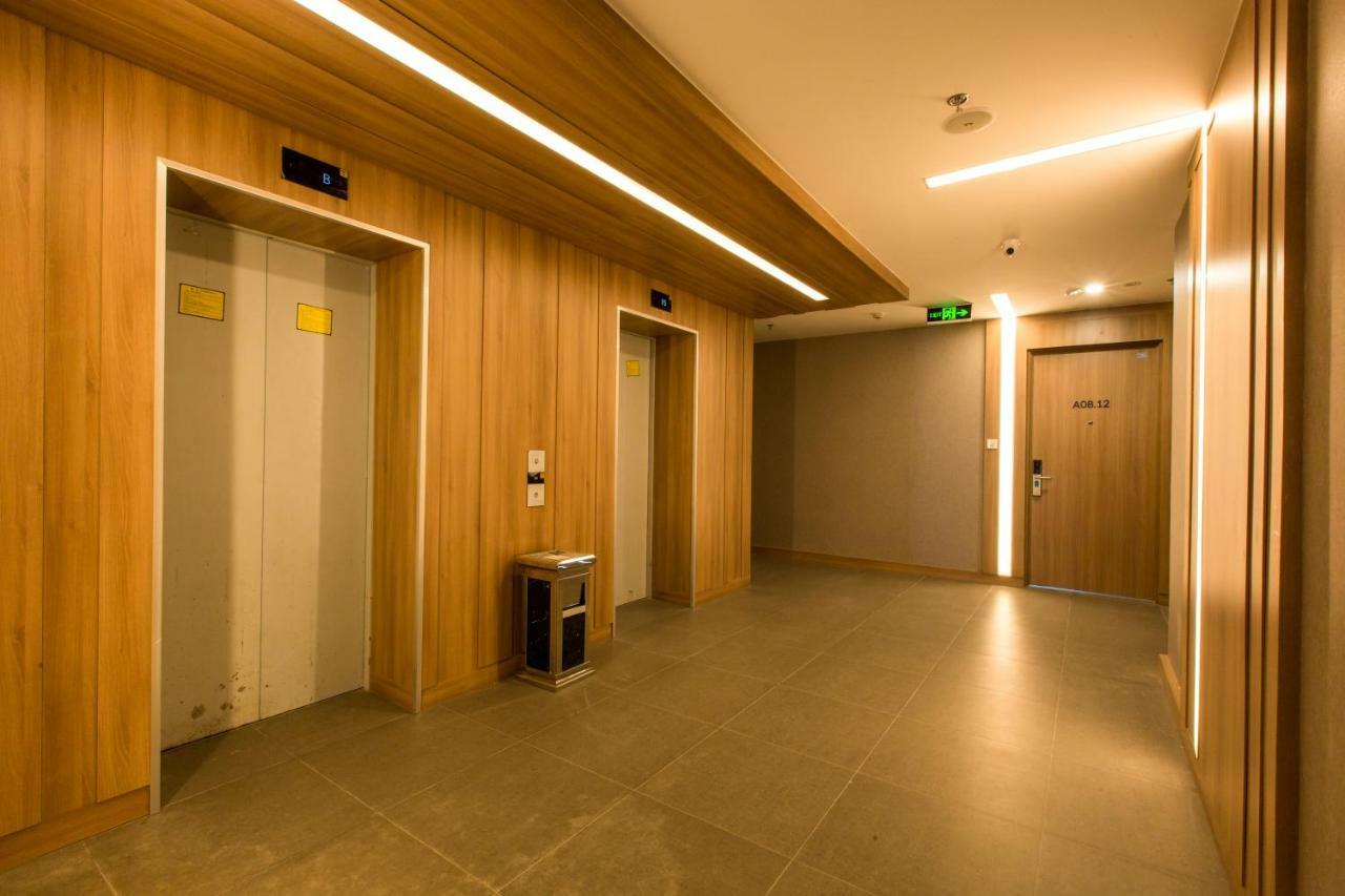 Republic Apartments Saigon Airport Ho Chi Minh City Bagian luar foto
